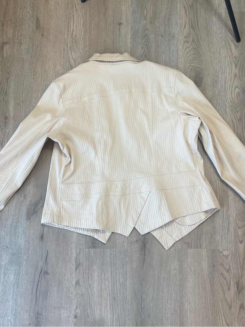 Coldwater Creek Cream Ribbed Textured Top - Picture 6 of 10